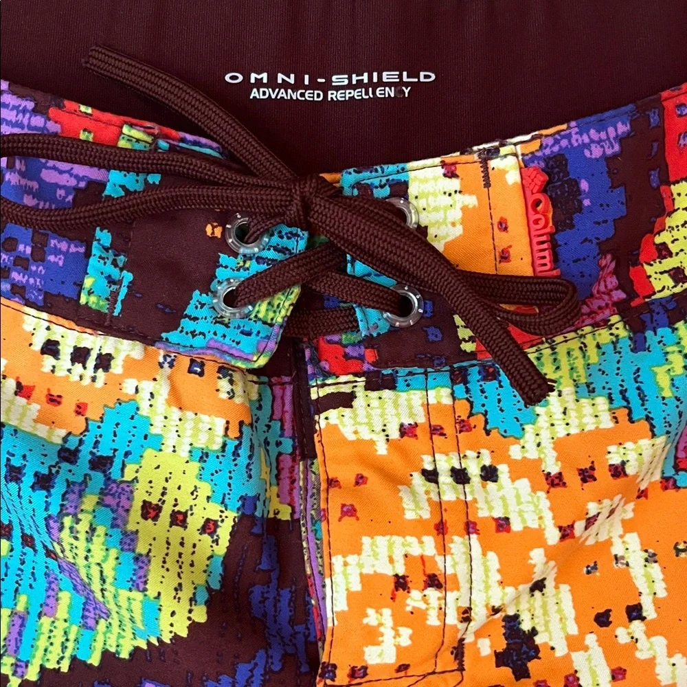 Columbia Active/Swim Madder Brown Tapestry Groovy Creek Shorts - Picture 3 of 8